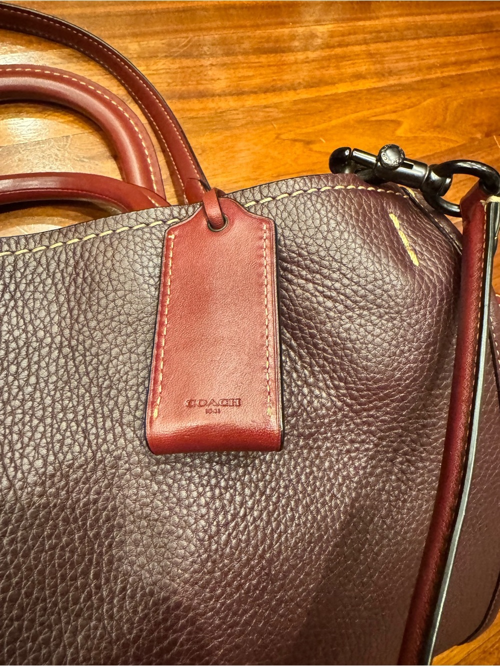 Coach Rogue red wine very beautiful - Picture 11 of 17